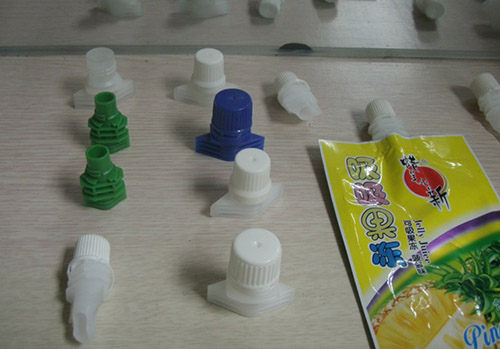 食品吸嘴,日用吸嘴,果凍袋吸嘴,洗衣液吸嘴